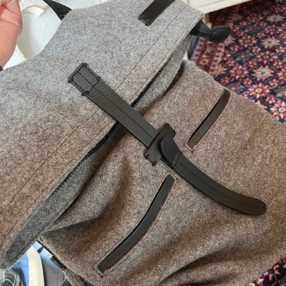 Back pack - Picture 15 of 16